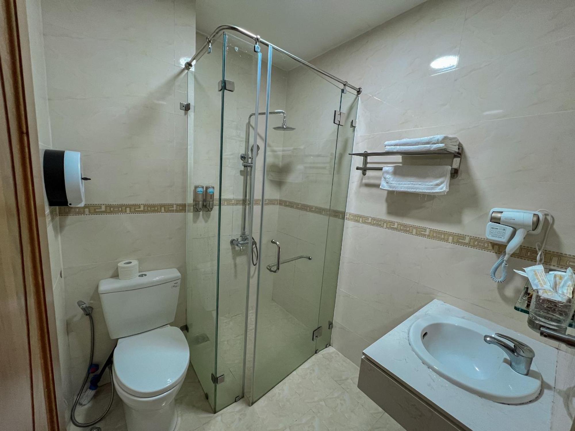 Khach San Doan 198 Da Lat Hotel Khu Chi Lang Luaran gambar